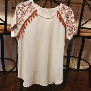 NWOT  Indigo Soul short sleeve blouse.  SIZE M